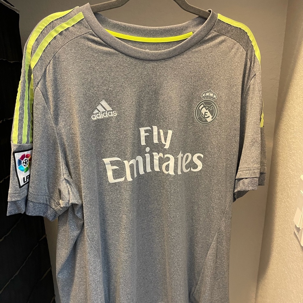 2015-2016 Real Madrid kit